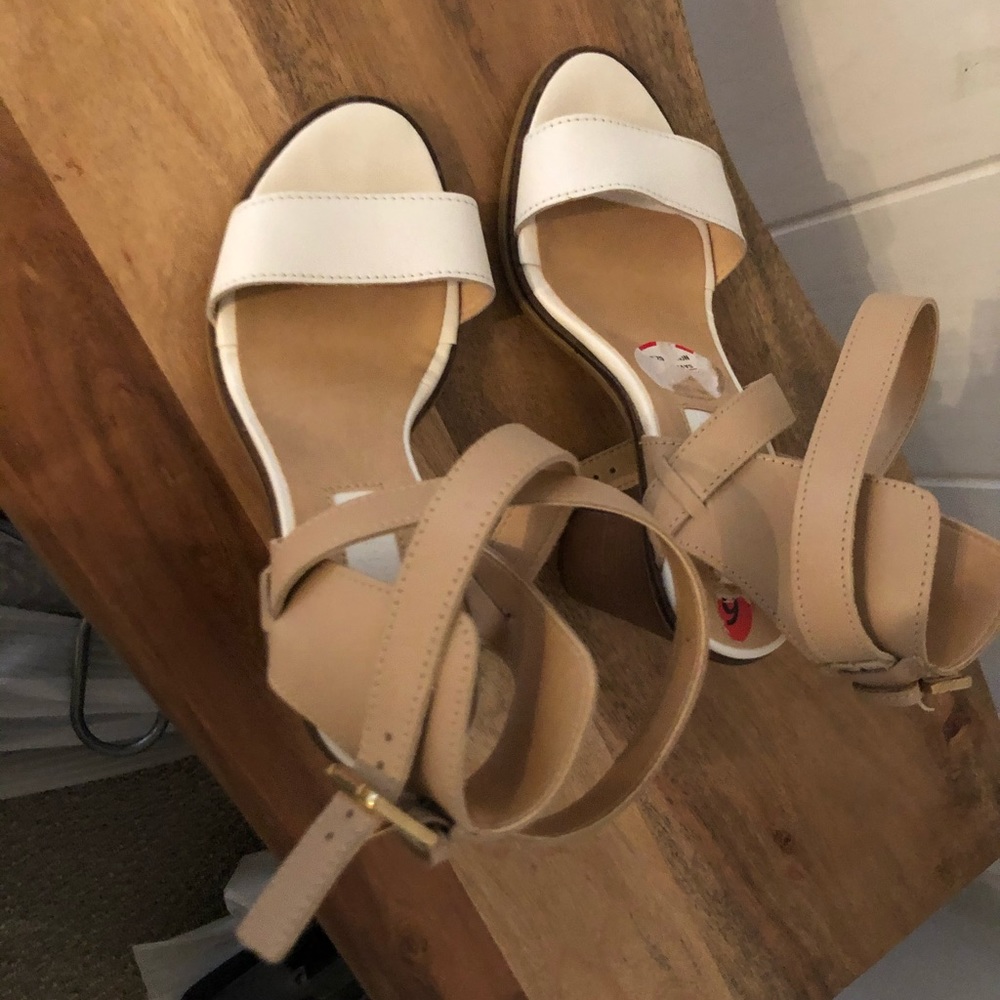 Cute Sumer heels - Picture 2 of 3